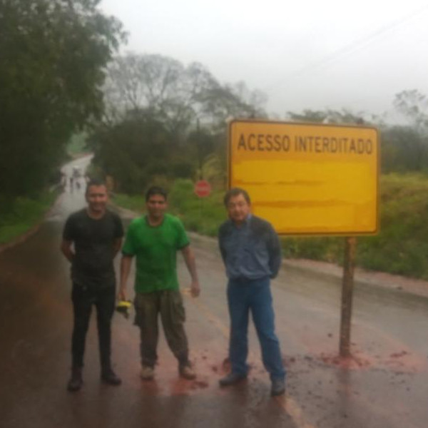 Defesa Civil interdita a ponte da Roseta