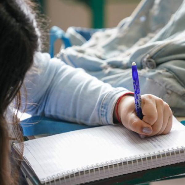Bolsa do Povo Ação Estudantes é alterado para beneficiar mais estudantes 