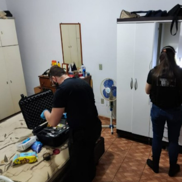 Peritos da Polícia Civil vêm de São Paulo para nova análise do local do duplo homicídio em Lutécia