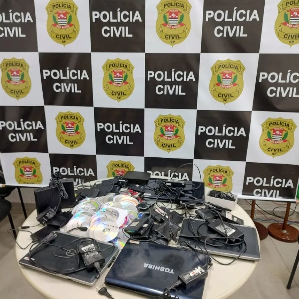 Operação combate pornografia infantil; policial militar está entre os presos
