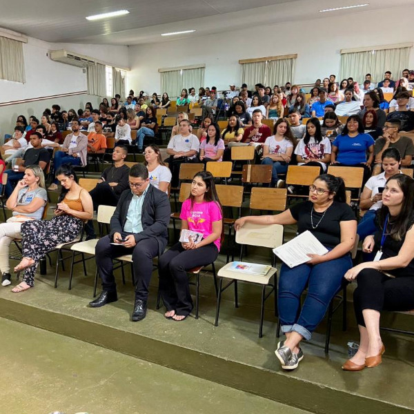 Equipamentos municipais realizam “I Jornada das profissões”