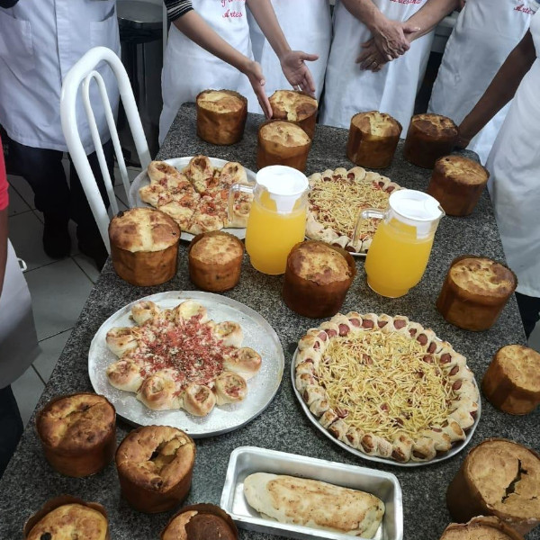 Padaria Artesanal de Paraguaçu conclui Curso de Fabricação de Panetones e Doces Natalinos