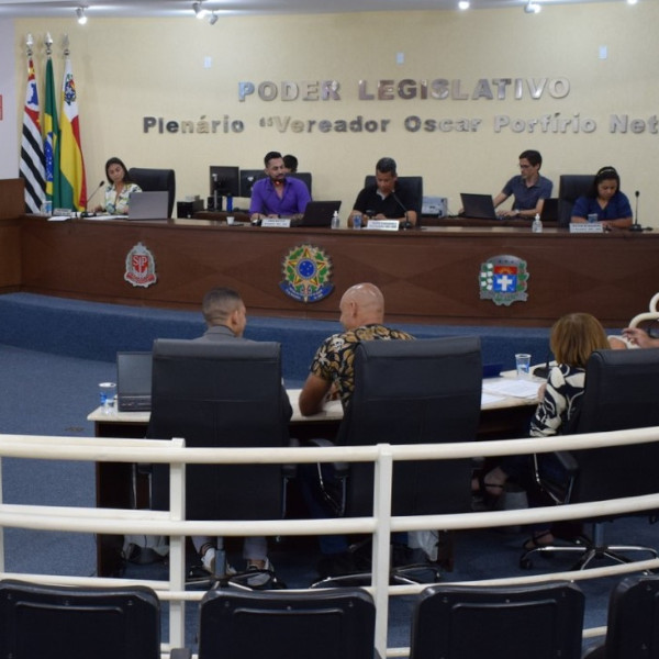 Câmara aprova projetos de lei do Prefeito Antian