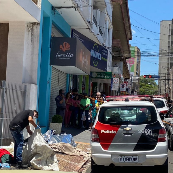 Corpo com sinas de tortura é encontrado em rua do centro de Marília; duas mulheres são suspeitas