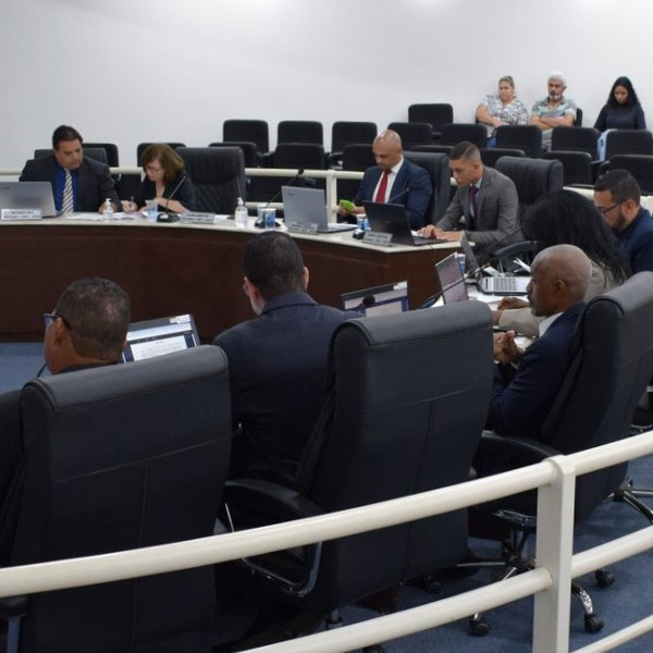 Vereadores reúnem-se nesta segunda-feira, 7 de novembro