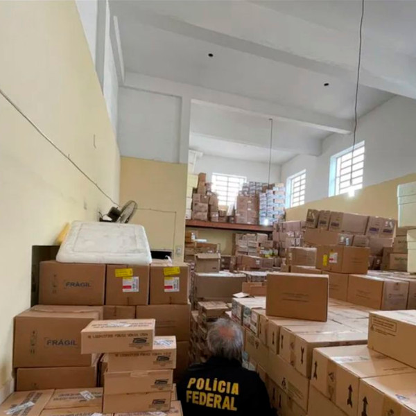 Anvisa e Polícia Federal fazem operação contra remédios falsificados em Marília