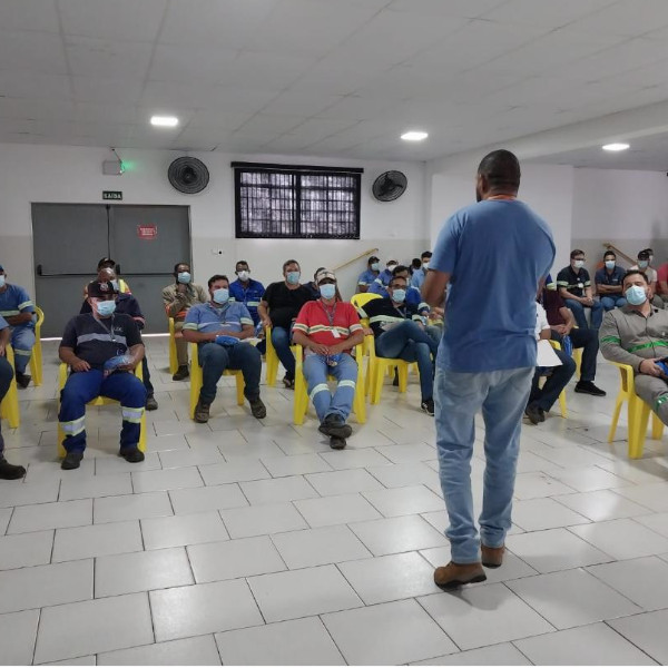 Saúde promove ciclo de palestras e testes rápidos para colaboradores de empresa