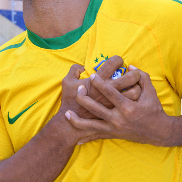Cardiologista alerta sobre risco de infartos durante jogos da Copa