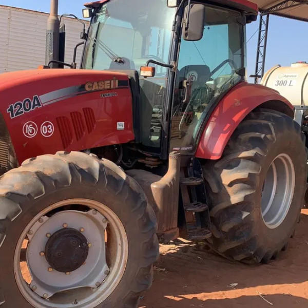 Avaliados em mais de R$ 1 milhão, tratores são furtados em fazenda do prefeito de Iepê, em Rancharia