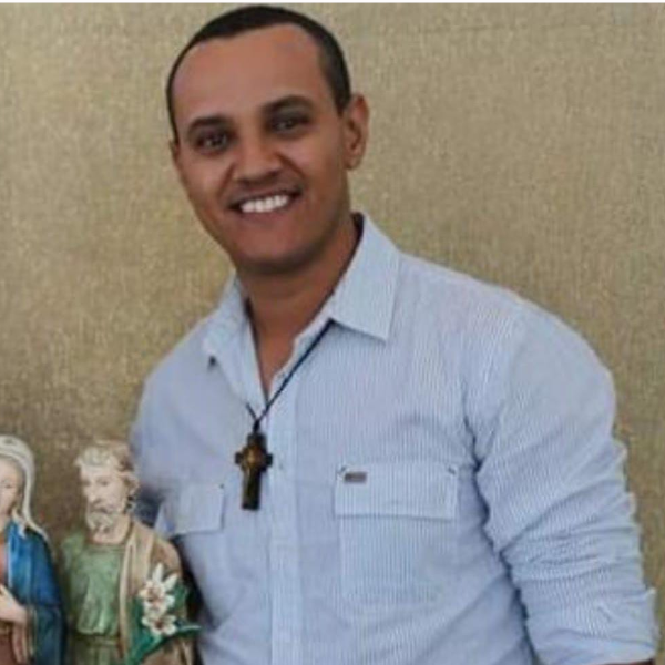 Morador de Lutécia, policial morre ao bater moto contra lateral de caminhão