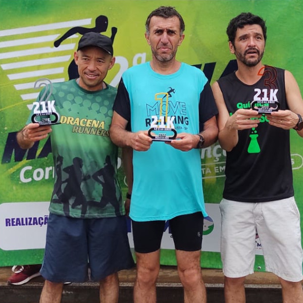 Equipe de “Corrida de Rua” de Paraguaçu é premiada em eventos regionais