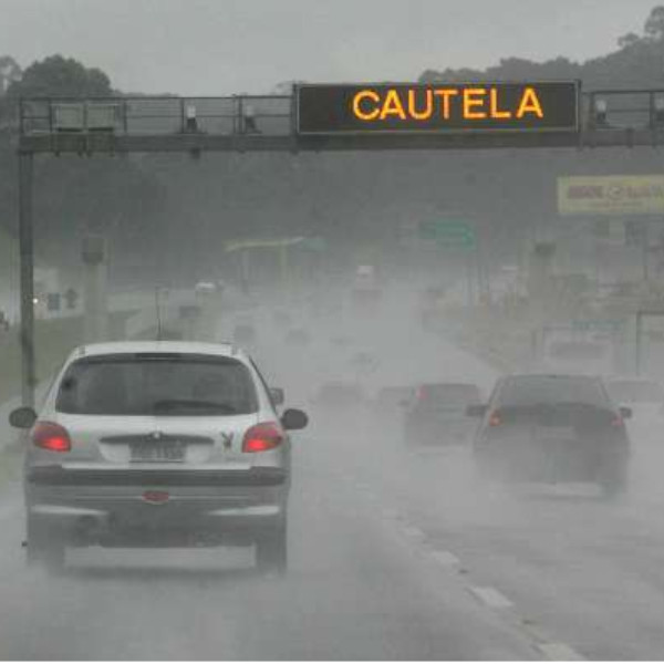 Temporada de chuvas aumenta risco em rodovias e exige cautela redobrada dos motoristas
