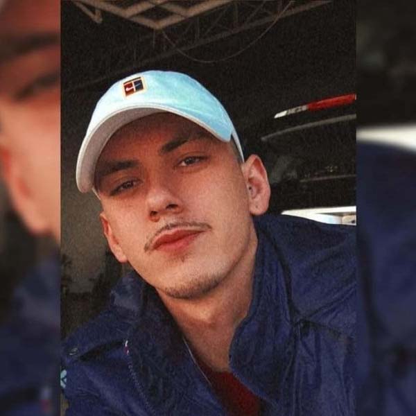 Jovem de 22 anos morre após bater carro na traseira de carreta em rodovia da região