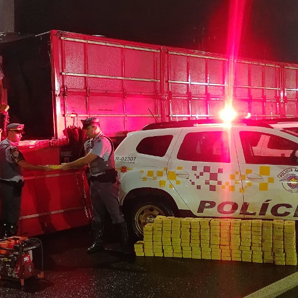 Traficantes bolivianos se perdem em rodovia e acabam presos pela Polícia Rodoviária