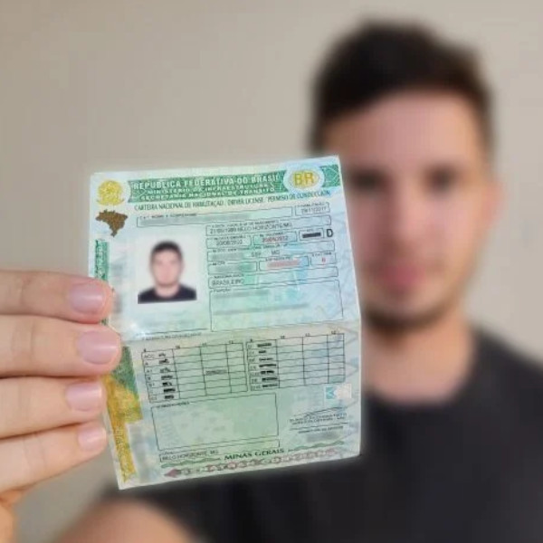 Prazo de renovação da CNH volta a ser de 30 dias