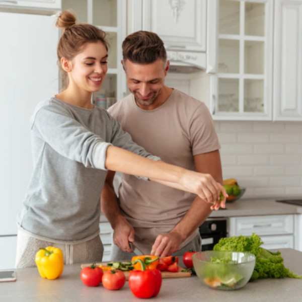 O amor engorda: nutricionista dá dicas para casais manterem ou perderem peso