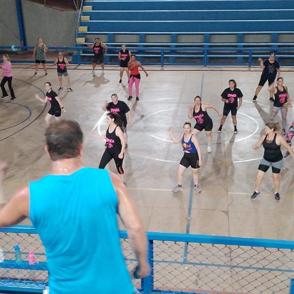 As aulas do “Projeto Zumba” estão de volta