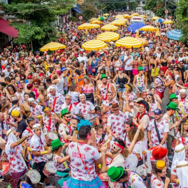 Carnaval é feriado? Sou obrigado a trabalhar? Veja o que diz a lei