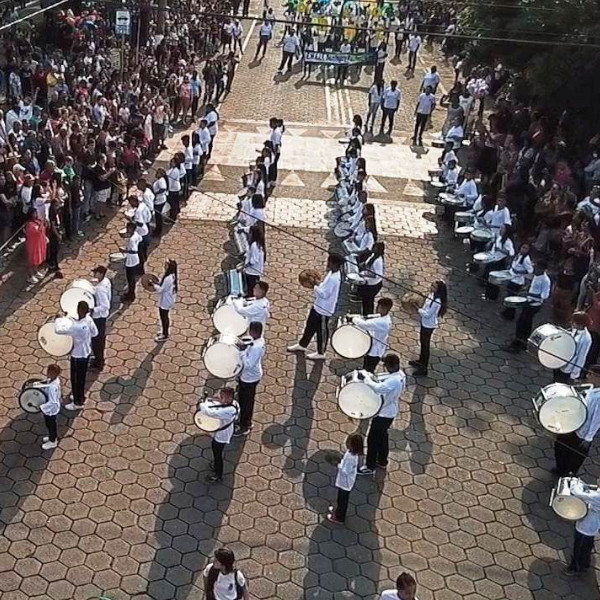 Paraguaçu Paulista comemora 98 anos com tradicional desfile