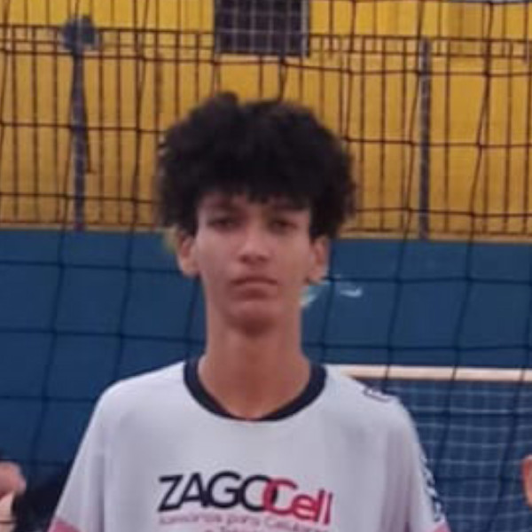 Jovem paraguaçuense é destaque da equipe sub-17 de vôlei do Sesi