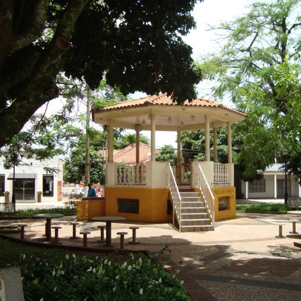 Praças de Paraguaçu Paulista oferecem wi-fi gratuito para uso da população