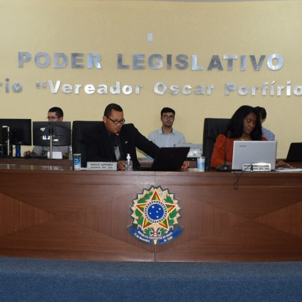 Câmara aprova dois projetos do Prefeito Antian em regime de urgência