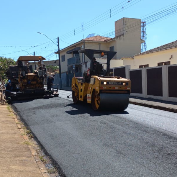 Prefeitura inicia recapeamento asfáltico em ruas da Vila Nova e região central de Paraguaçu Paulista