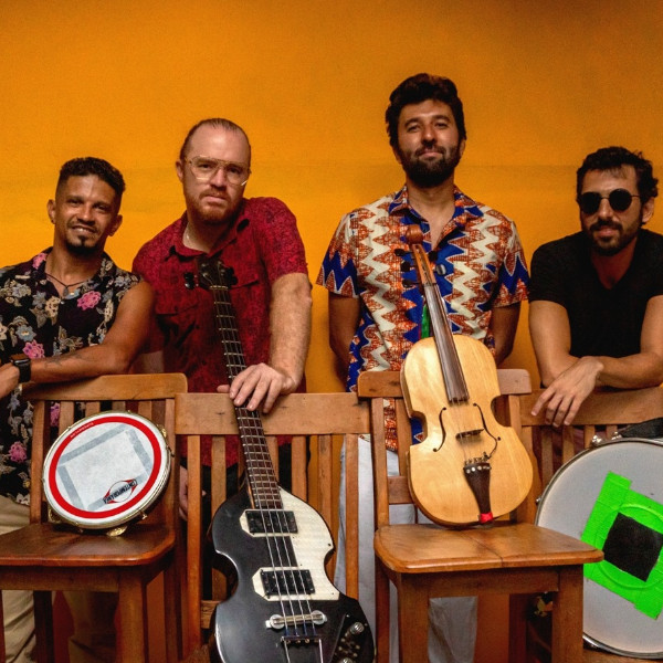 Filpo e a Feira faz show gratuito no Cine Teatro Lucila Nascimento para lançar CD “Morada do vento”