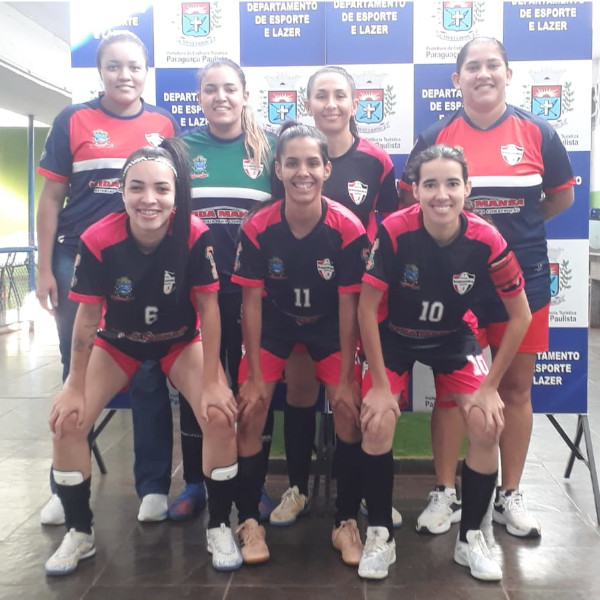 Campeonato Regional de Futsal Feminino Livre agita o Ginásio Padilha