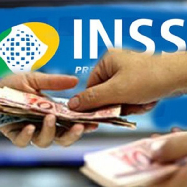 Primeira parcela do 13º salário do INSS começa a ser paga