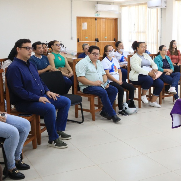 Enfermeiras participam de capacitação sobre úlceras vasculogênicas e tipos de curativos