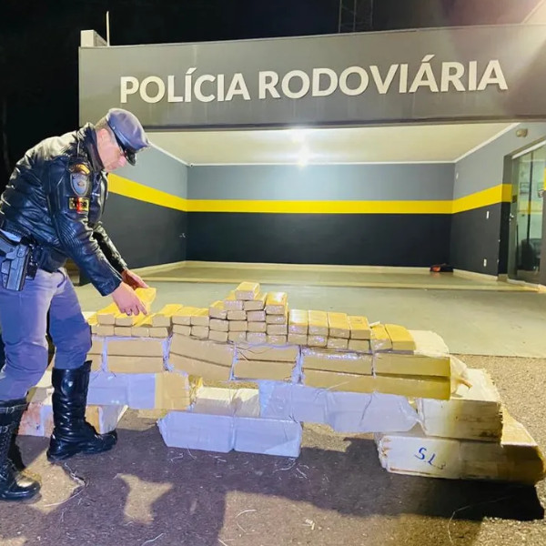 Dois homens, um de Quatá  e outro de João Ramalho, são presos com mais de 300 kg de maconha