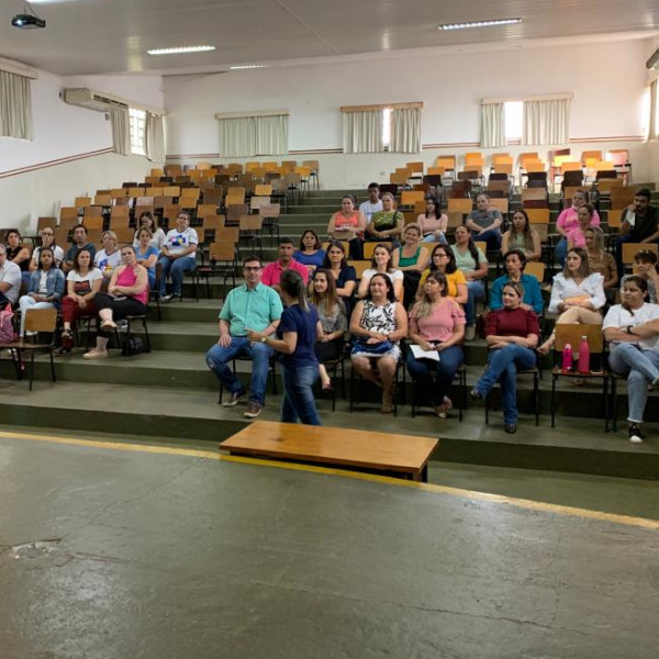 Realizada palestra sobre o Transtorno do Espectro Autista e ampla neurodiversidade para Saúde