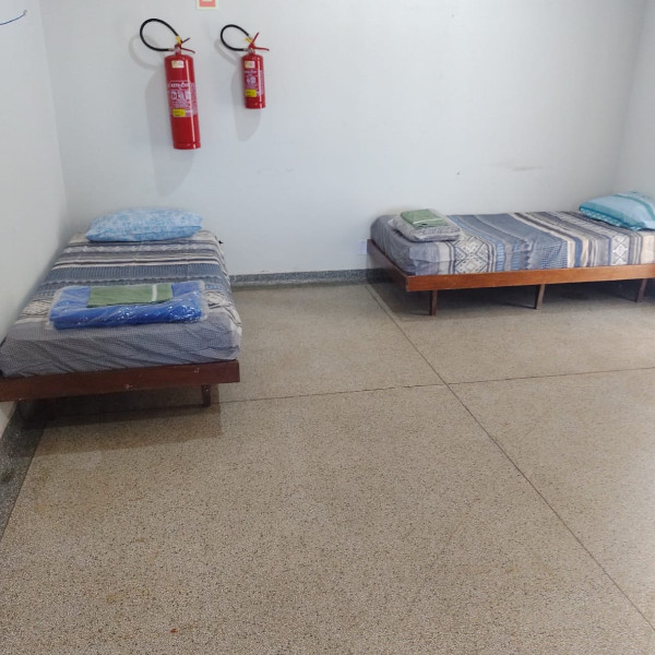 Assistência Social oferece abrigo emergencial para acolher pessoas em situação de rua nos dias frios