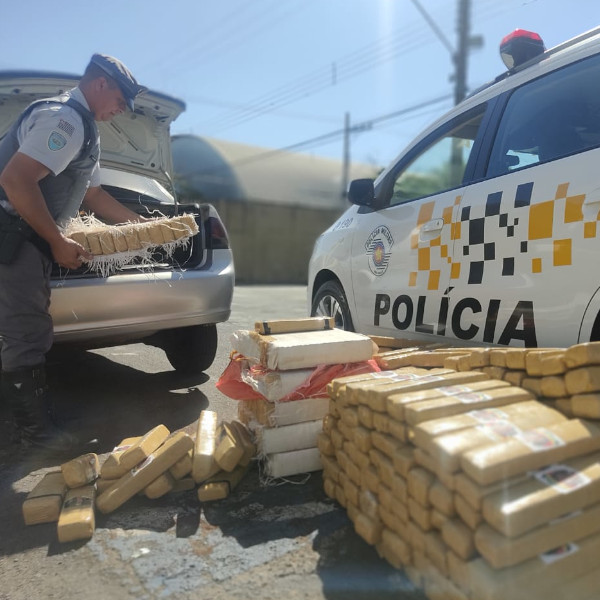 Polícia Militar Rodoviária prende homem por tráfico de droga em Quatá
