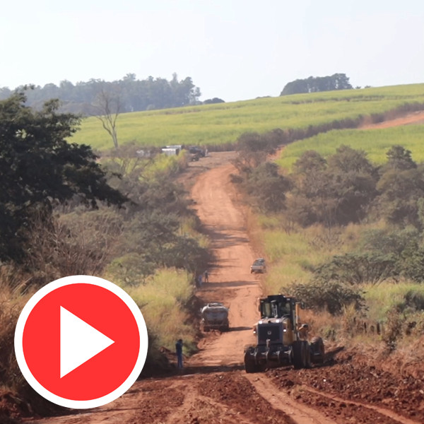 Prefeitura realiza obras de melhorias na estrada de acesso a Raízen e Agroterenas; VEJA VÍDEO