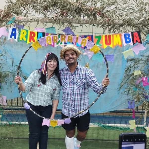 Festa Julina do Projeto Zumba Fitness do Ginásio Feijão anima alunas e familiares