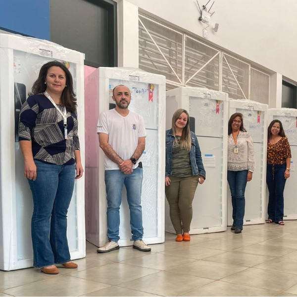 Departamento de Educação adquire refrigeradores para as escolas municipais