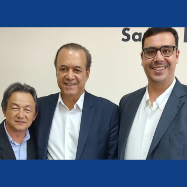 Prefeito Antian participa de audiência com secretário da Saúde sobre o Hospital Regional de Assis