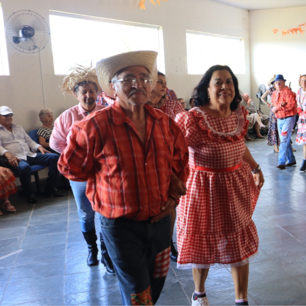 Integrantes do CCI têm festa em clima de arraiá