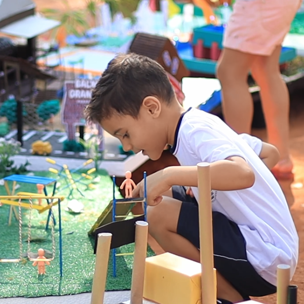 EMEI Dona Cota promove Exposição de Arte com trabalhos desenvolvidos por alunos de 4 e 5 anos