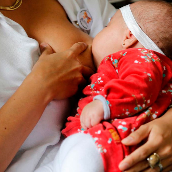 Agosto Dourado destaca padrão ouro de qualidade do aleitamento materno