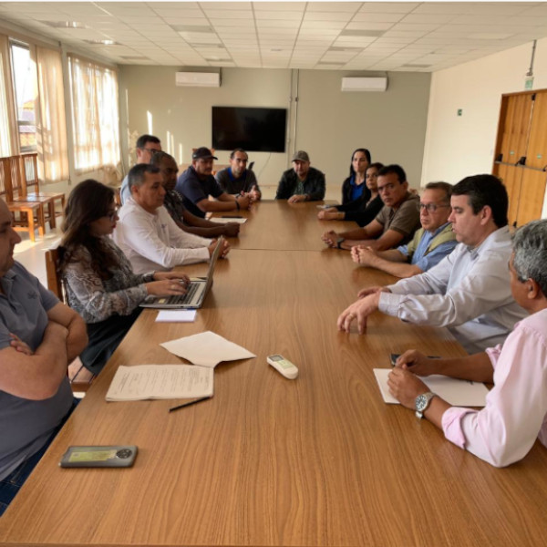 Comissão de Acompanhamento da Expô Paraguaçu se reúne para discutir preparativos da festa