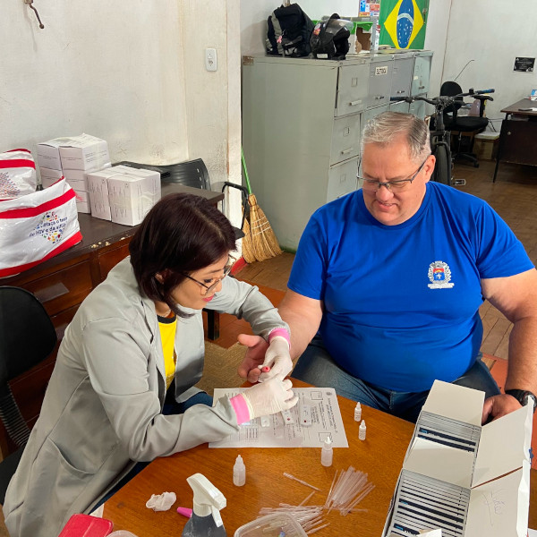 Departamento de Saúde promove testagem de hepatites virais no Departamento de Obras