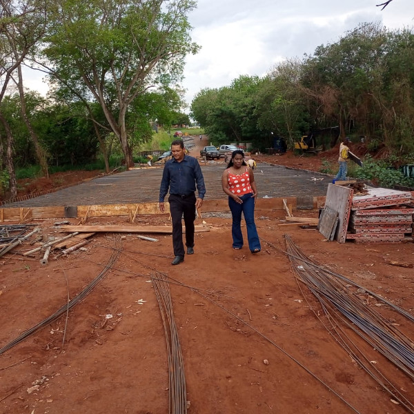 Vereadores visitam obra da Ponte da Roseta