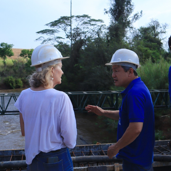 Prefeito Antian acompanha andamento da obra de reconstrução da Ponte de Roseta