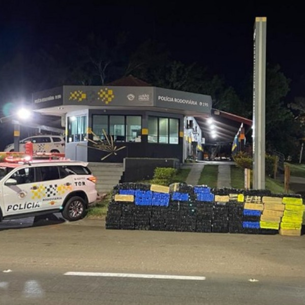Homem é preso com 1,7 tonelada de maconha em Assis