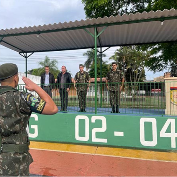 Tiro de Guerra de Paraguaçu Paulista recebe comitiva de Inspeção