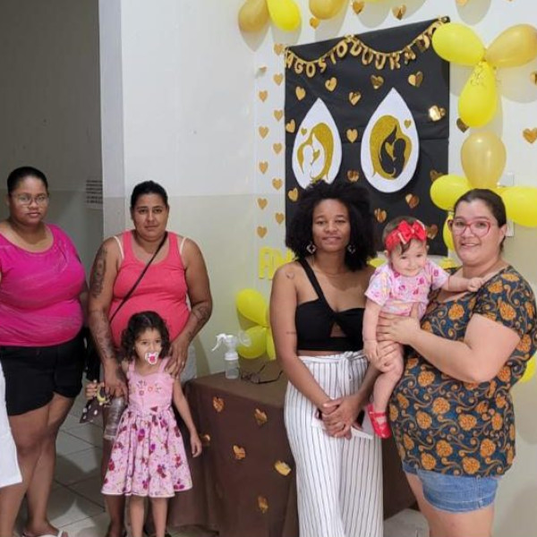 Unidades de Saúde celebram o Agosto Dourado com orientações e confraternização com os pacientes