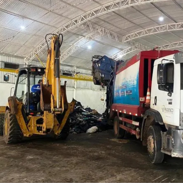 TCE paralisa licitação para serviços de destinação final do lixo domiciliar em 10 cidades